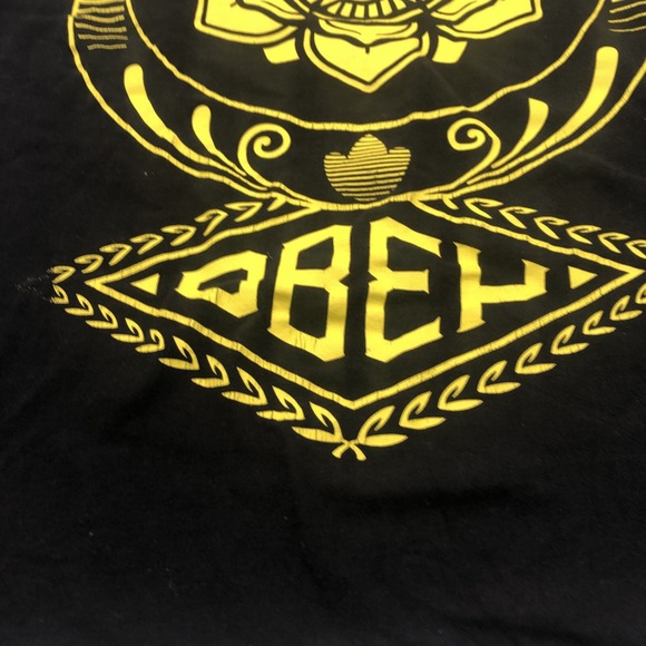 Men's Obey Short Sleeve Graphic TShirt Size Large Yellow Star Flower Graphics - Picture 2 of 16